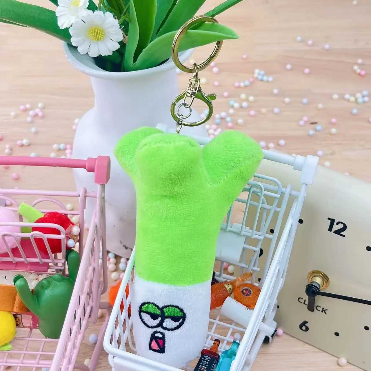 New Creative Cartoon Fun Garlic Scales Ginger Chili Plush Pendant Keychain Doll Plush Toy W250411