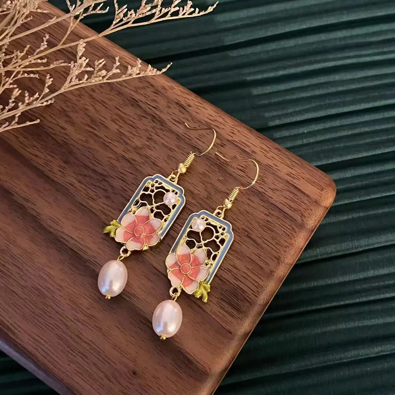 New Chinese style hollow glazed flower earrings for earrings