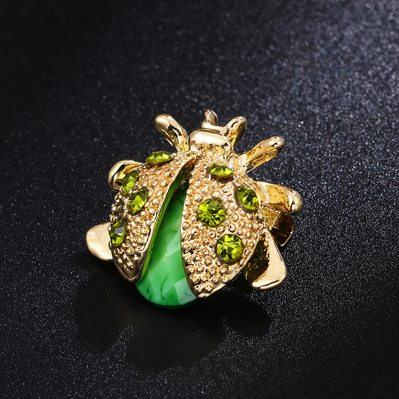 Exquisite Insect Shaped Design Charming Rhinestone Carved Brooch Seven Star Ladybug Shaped Temperament For Womens Daily Wear And Decoration Brooch
