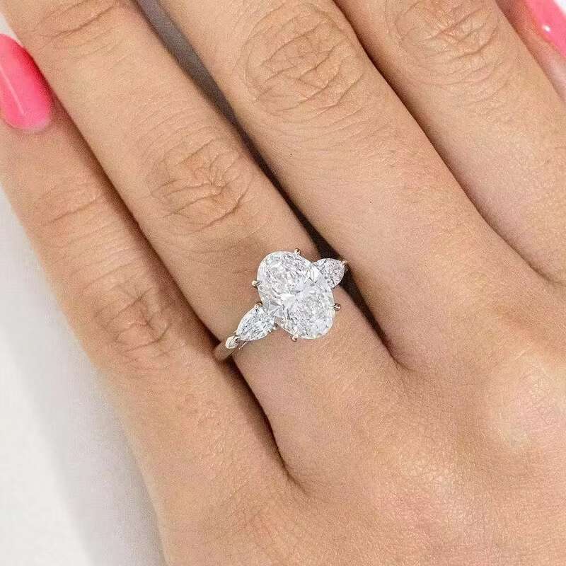 Large Diamond Ring 3CT Oval Moissanite 2 Shape Different Moissanite 18k Solid Gold Wedding Ring for Proposal