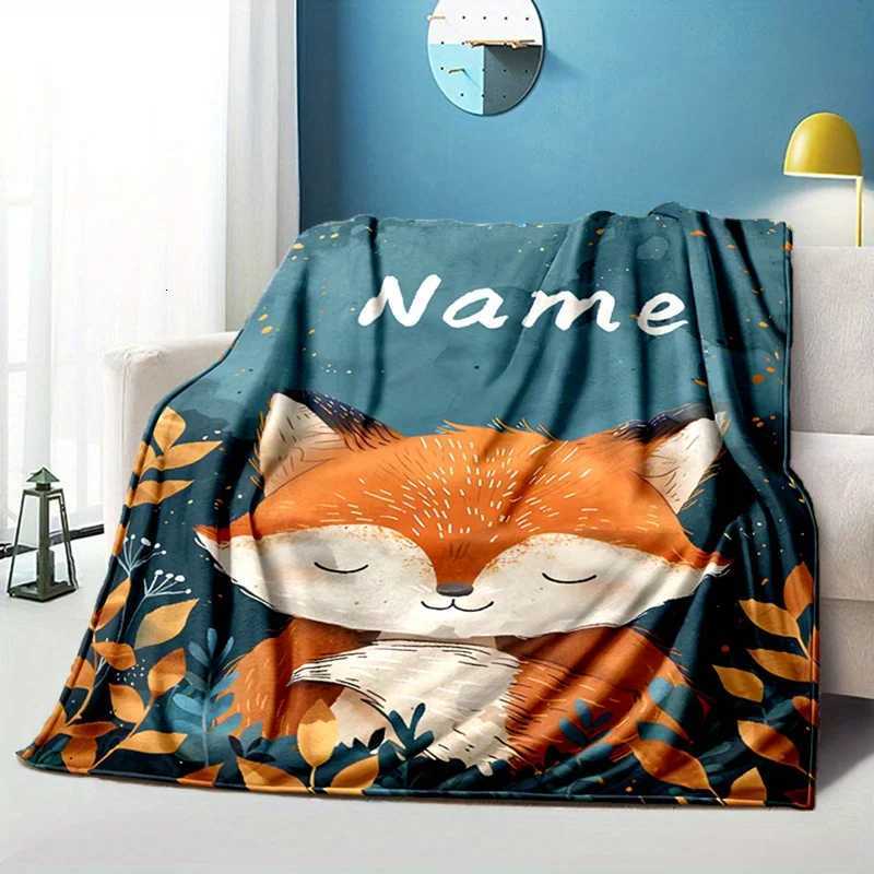 Personzed fox pattern flannel blanket is soft warm and comfortable making it the perfect gift for birthdays C251111