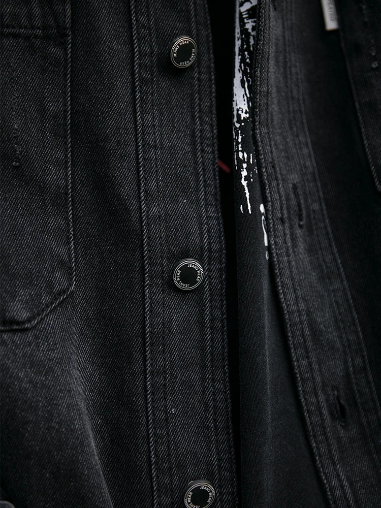 American vintage highquality mens cargo shirt Harajuku casual Distressed denim plus size black jacket clothing 250411