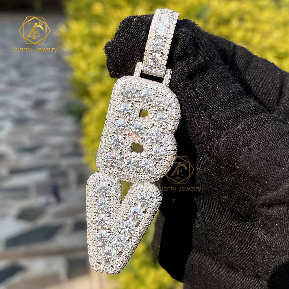 HipHop Style Customizable Iced Out D Letter Pendant VVS1 Moissanite Diamond Name Charm for Mens Gift or Party Accessory Customizable