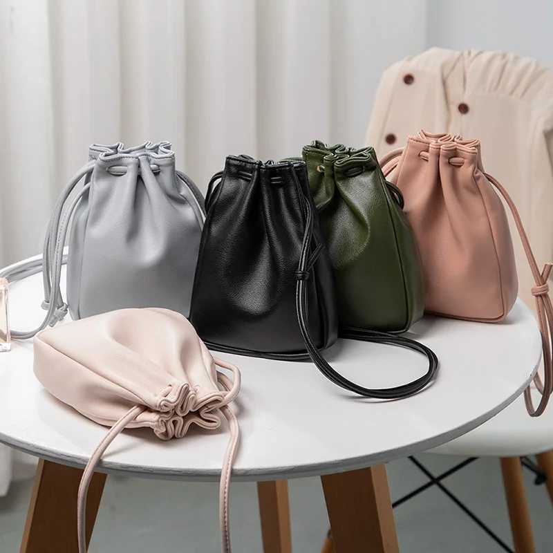 Casual Drawstring Bag Style Women Crossbody Bag Candy Color Lady Mini Bucket Bag for Mobile Phone Female Shoulder Purse WalletT251110