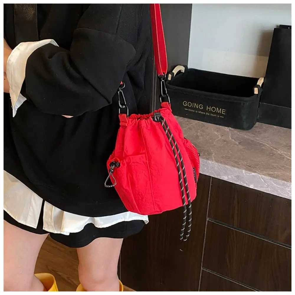 Korean Style Drawstring Bucket Bag Purse Handbag Nylon Shoulder Bag Mobile Phone Bag Solid Color Small Crossbody Bag OutdoorT251110