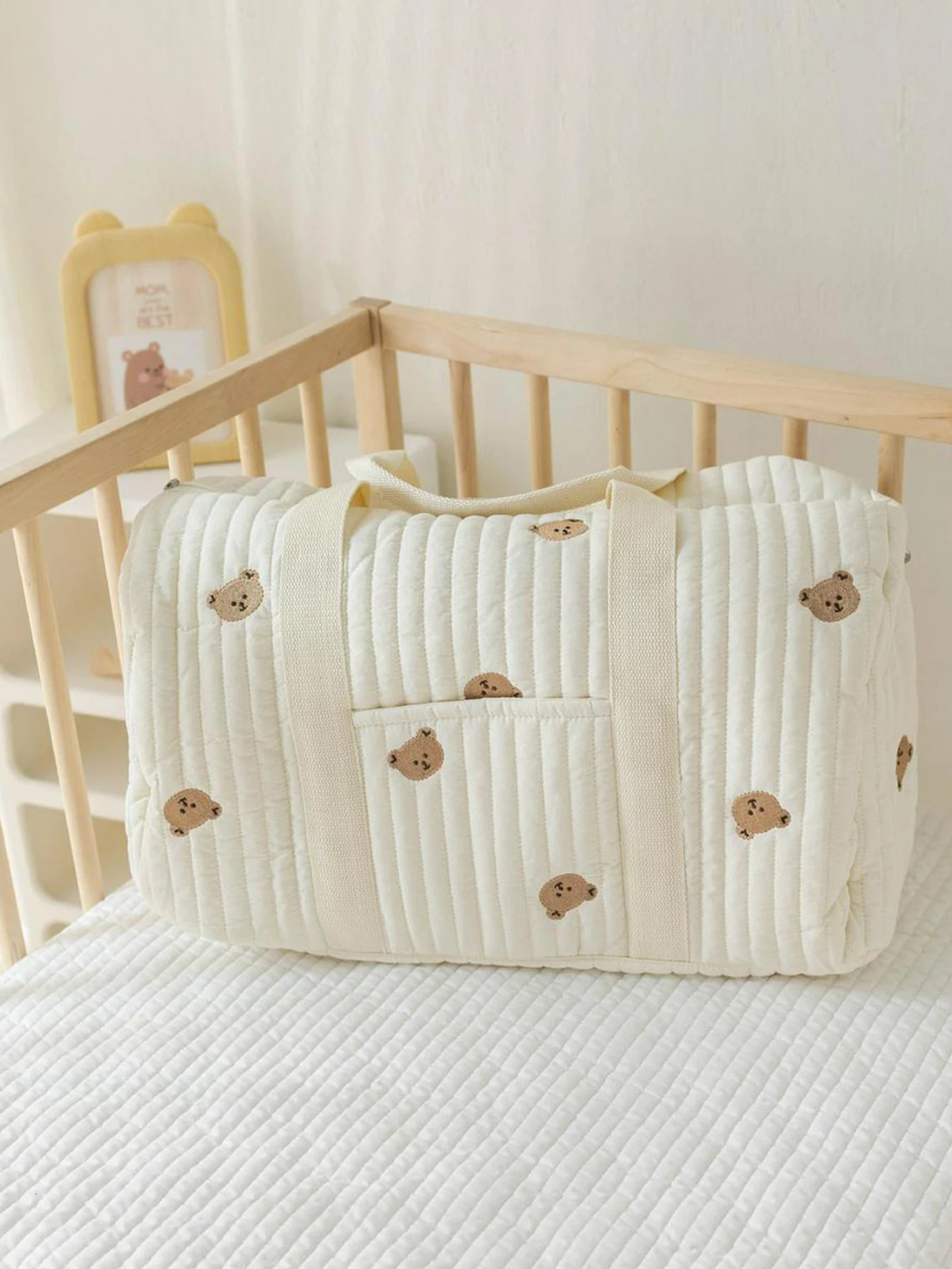 Fashionable Embroidered Large Capacity Bear Patterned Diaper Tote BagLightweight Foldable Mommy Handbag Travel Shouder Bag 251110