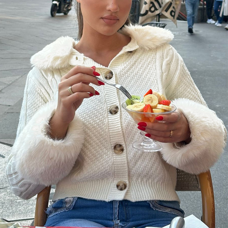 Women's solid-color button-down blouse, with fine fur patches, button fastening, fashionable and popular blouse, herbst clothing thanksgiving out