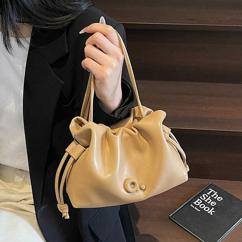 Versatile Crossbody Bag for Women Shoulder Bags Cloud Drawstring Purse and Handbags Designer Bags Bolsos De Mujer T251110