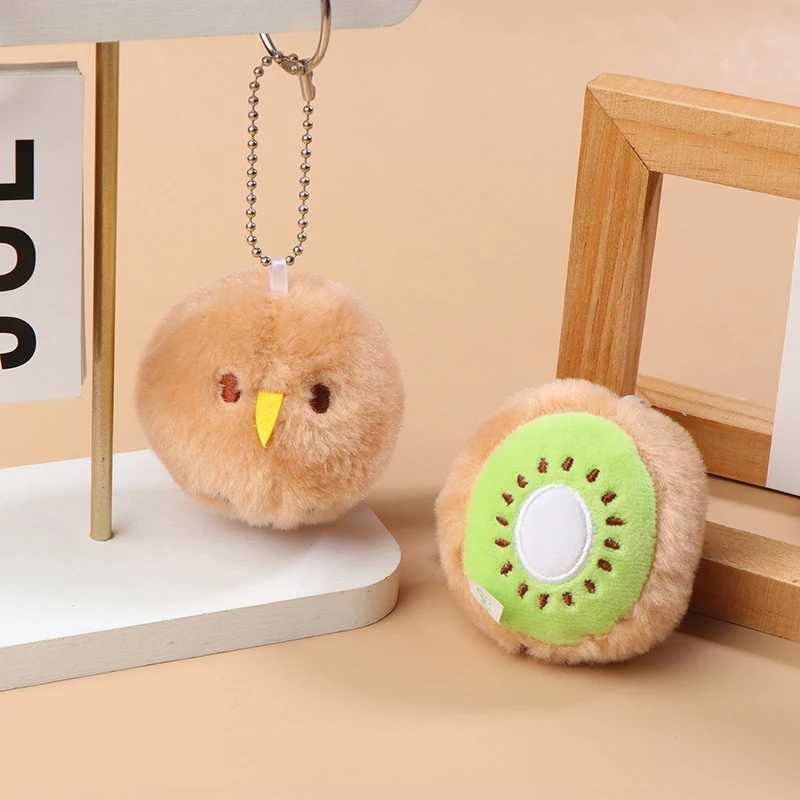 Cute kiwi fruit plush keychain kiwi bird filled doll keychain cartoon backpack pendant bag key accessories couple gift W250411