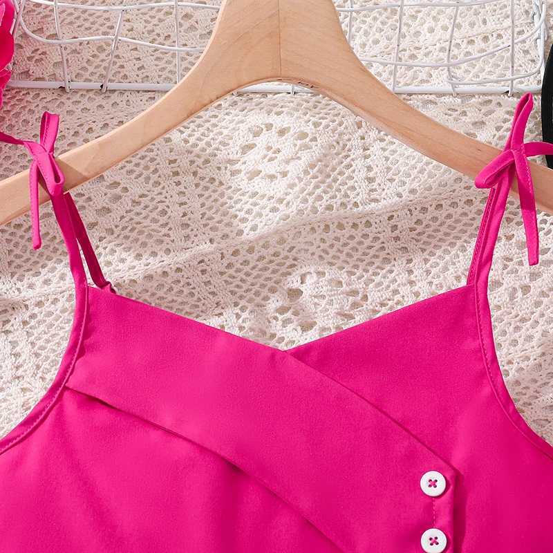 New summer childrens fashion set suitable for children and girls aged 8-12 years designed with rose suspension and short distance holiday clothingXJ25