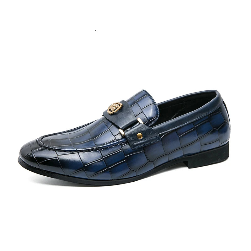 Men Casual Leather Shoes Blue Fashion Pattern Loafers Stylish Male Wedding Dress Leather Shoes Classic Retro 251106