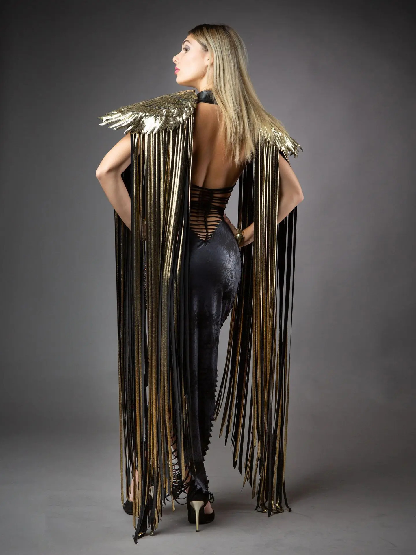 Sparkly Wing edge fringe patch work shawl womens retro roleplaying Bohemian cardigan wool sweater cape streetwear 2024 250408