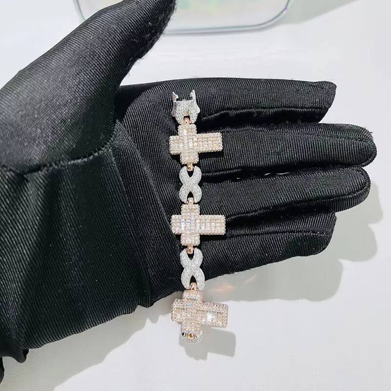 New Design Fashion Style Sparkly Iced Out Rapper Jewelry Fire Hip Hop Vvs Moissanite Cross Design Cuban Link Bracelet