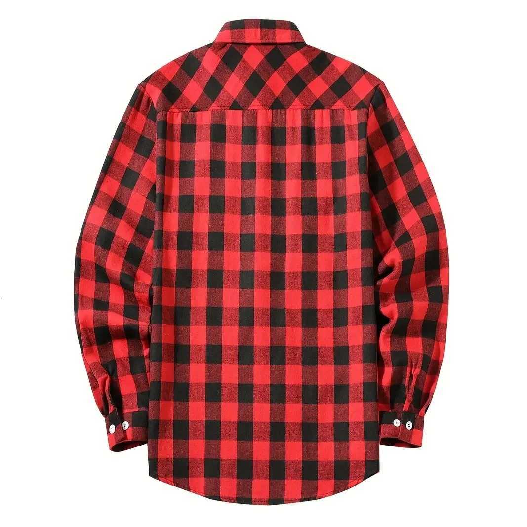Mens Shirts Single Breaste Classic Plaid Smart Casual Flannel Shirt Long Sleeved Chest Two Pockets Design Spring Autumn Men Tops K251110