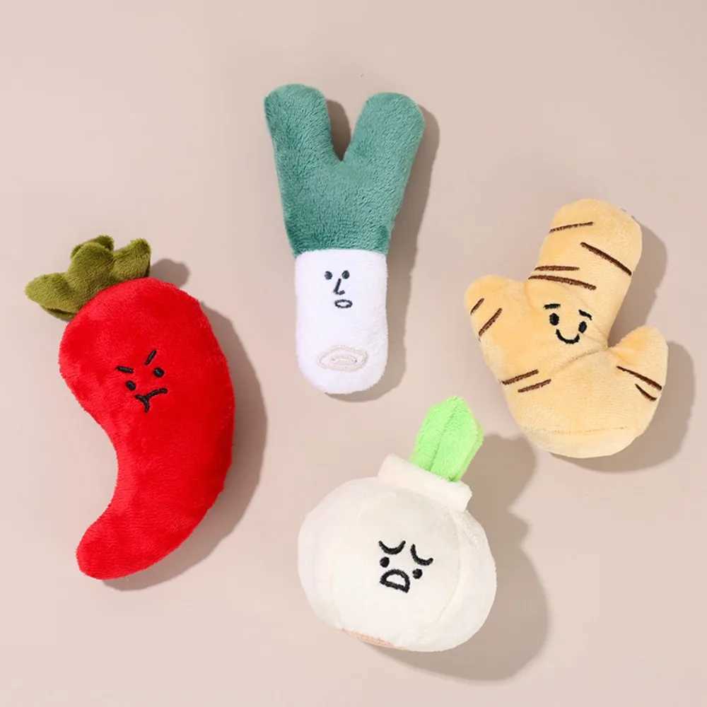 Cartoon Plants Plush Doll Keychain Fun Vegetable Gift Cute Bag Pendant Backpack Accessories Scallion Stuffed Toy Keychain W250411