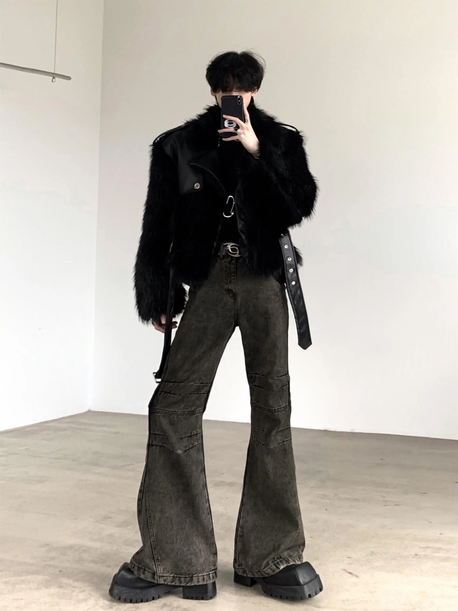 High-end Mens Black Mink Plush Faux Fur Coat Mens Winter Fur Integrated Thickened Jackets Trendy Male Long Sleeve Coats 251105