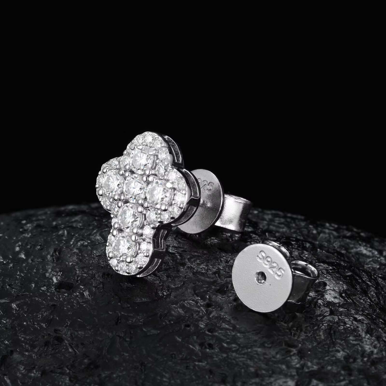 925 Sterling Silver Unisex Hip Hop Jewelry VVS D Moissanite Cross Earrings Iced Out Studs for Weddings Parties Silver Plated