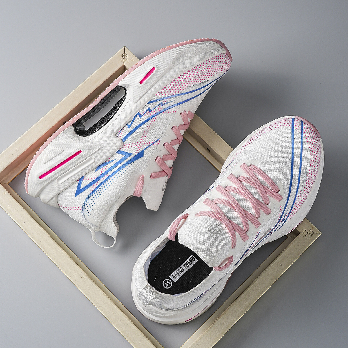 Free Shipping 2025 New Fashion Designer Sneakers Plus Size High elasticity shock absorption and anti-slip Marathon running shoes for Men and Women