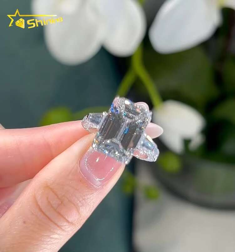 Luxury Wedding Jewelry Engagement Ring 14K White Gold VS1 DEF Color IGI Certificated 5CT Emerald Cut CVD Lab Grown Diamond Ring