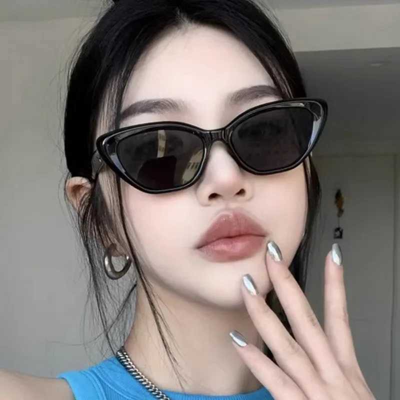 New Fashion Summer Retro Cat Eye Sunglasses UV400 Shadow Small Triangle Glasses Simple High Quality Street Style SunglassesT250411