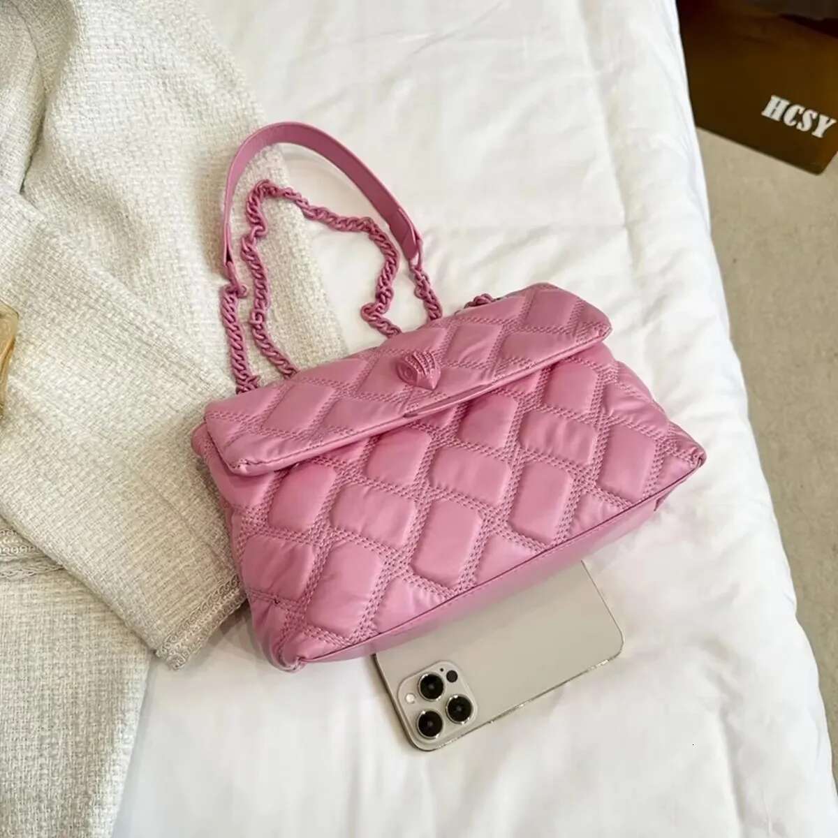 2025 new elegant solid color crossbody bag, retro style leather handbag, minimalist handbag with designer letter decoration, trendy shoulder bag5