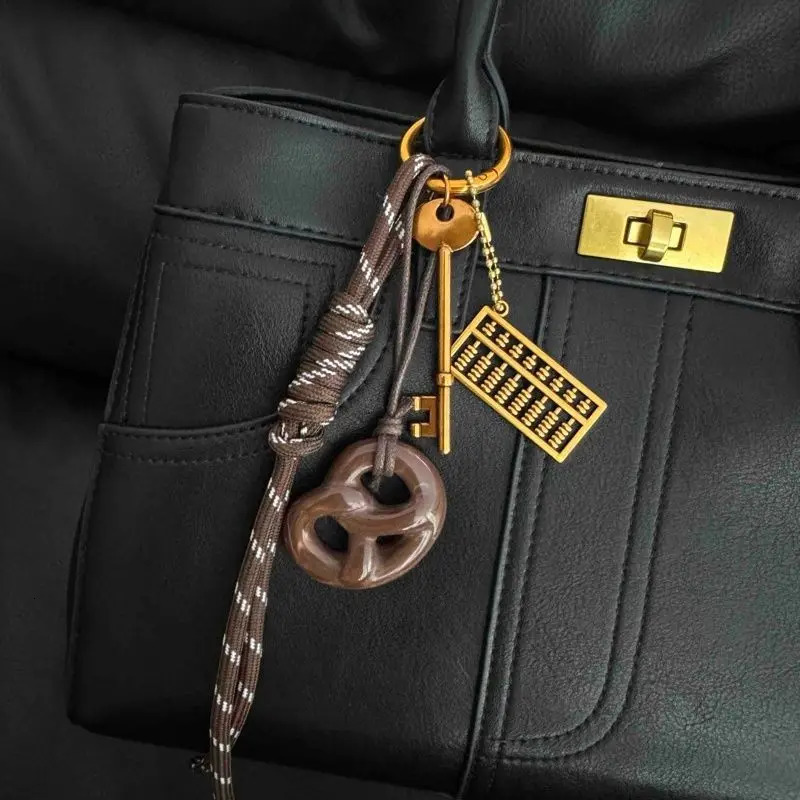 Fashion Cartoon Personalized Keychain Bag Pendant Series Cat Shape For Gift Shaped Bag Hanging Decoration 251110