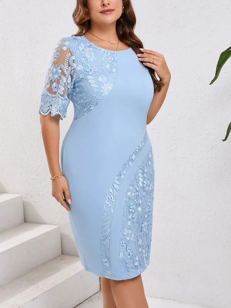 GIBSIE Plus Size Embroidered Lace Half Sleeve Oneck Dress for Womens Summer and Autumn Cocktail Party Elegant Tight Midi 250401