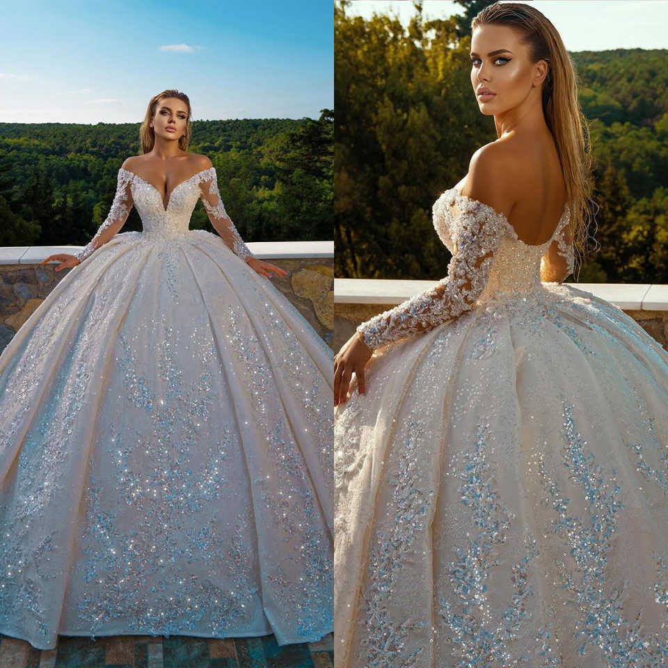 Gorgeous Ball Gown Wedding Dresses With V-Neck Lace Appliques Chapel Gown Backless Custom Made Plus Size For Special Occasion Bridal Gown Vestidos De 