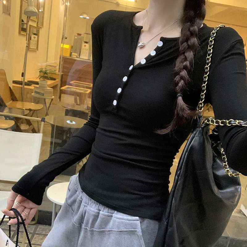2025 Spring Casual Tshirt Womens Fashion Oneck Button Knitted Top Long Sleeve Comfortable Ultra Thin Shirt 250411Z