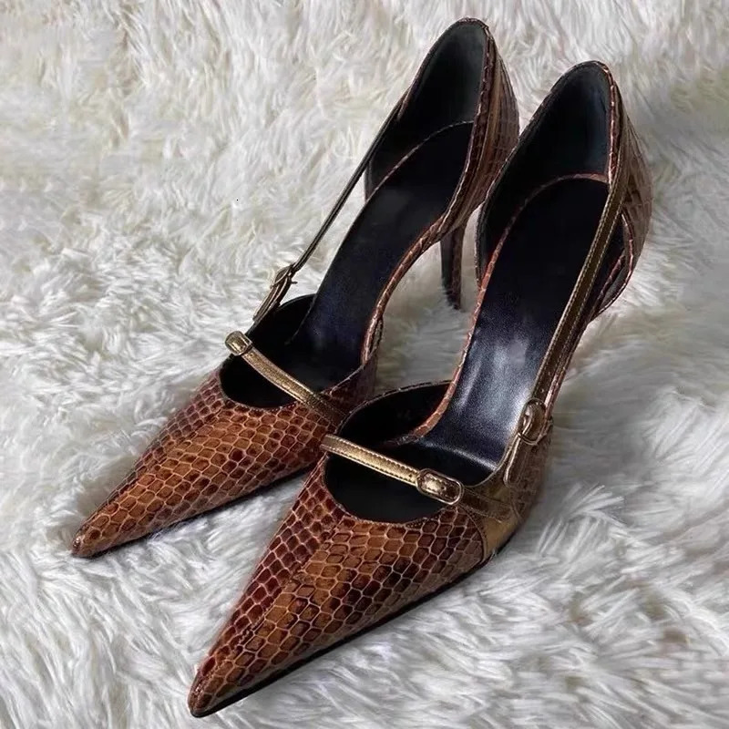 Small and Niche Pointed Thin Heel Snake Skin Pattern High Heels for Women Retro Spicy Girl Belt Buckle Hollow Sandal 251110