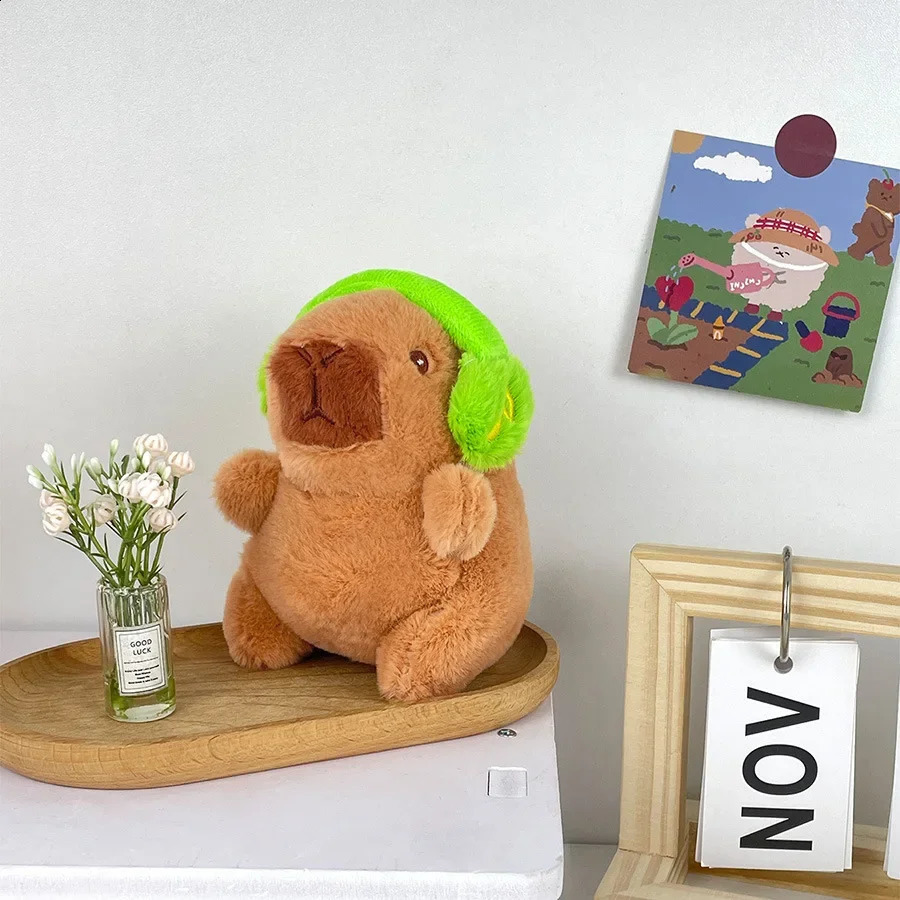 Cute capybara with headphones kids toy head cover cappibala doll keychain pendant soft stuffed animal doll couple keychain gift 250407