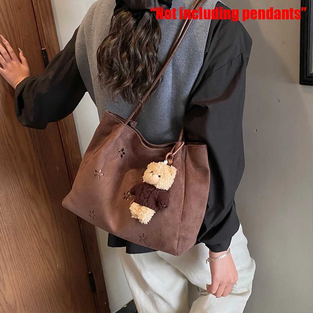 Hollow Out Bag for Women New Autumn and Winter High-End Retro Work Commute Tote Bag Large Capacity Shoulder BagT251110