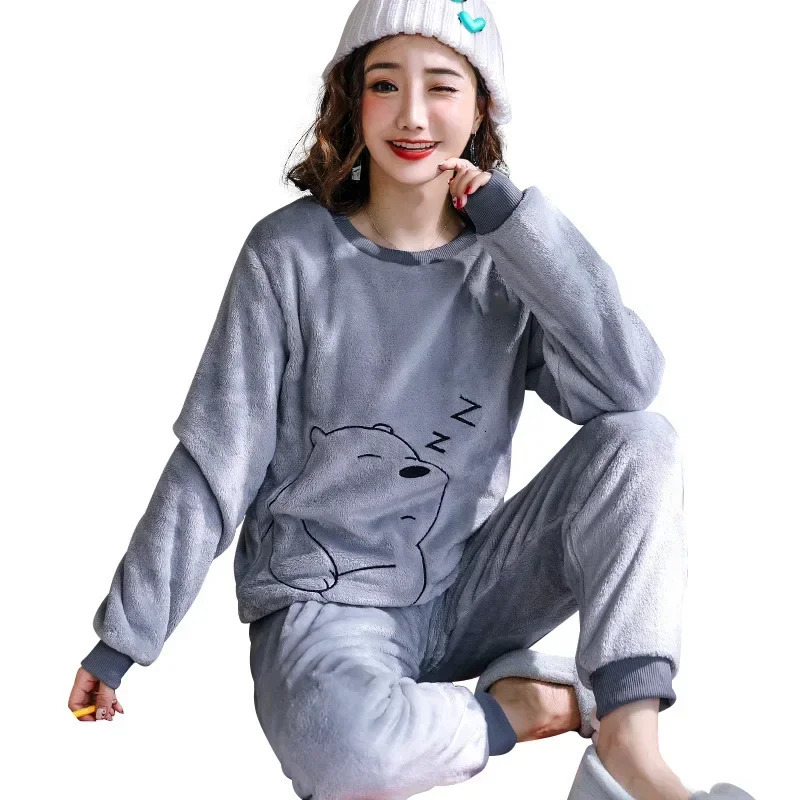 Thickened Warm Sleepwear for Winter Flannel O-Neck Girl Loungewear 2PCS Set Ladies Pajamas Long Sleeves Cartoon Bear Loungewear 251106