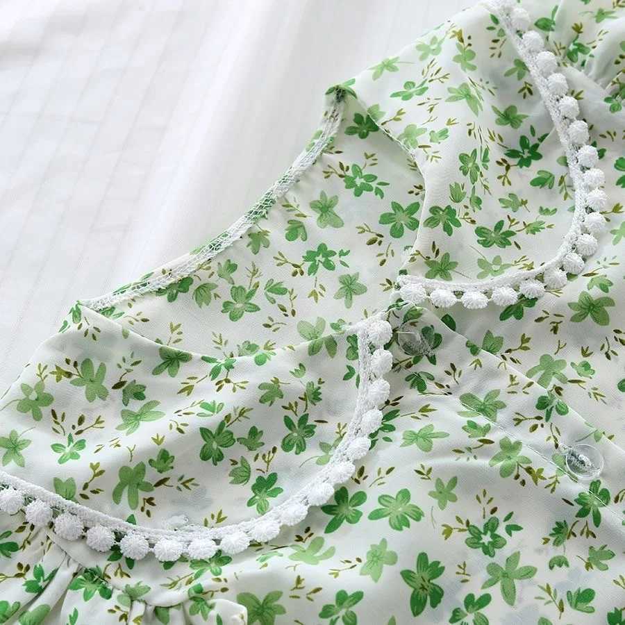 Summer childrens girl set cute floral print short sleeved T-shirt and shorts 2PC set casual set baby clothingXJ250410