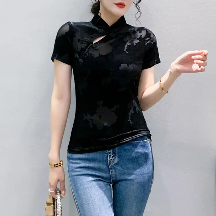 retro gold velvet womens short sleeved T-shirt for summer 250410