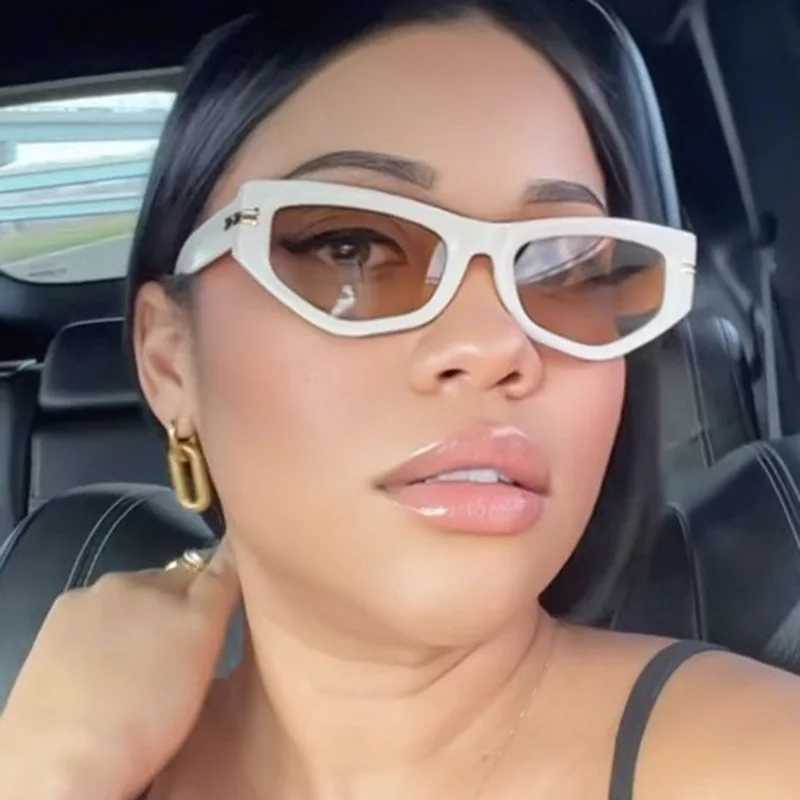 New cat eye sunglasses fashionable women retro street photography decorative glasses luxurious outdoor driving design Uv400T25041122
