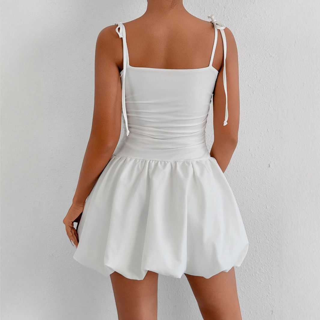 D48Chic European and American Inspired Sexy Tube Top Short Dress with Sleek Suspenders