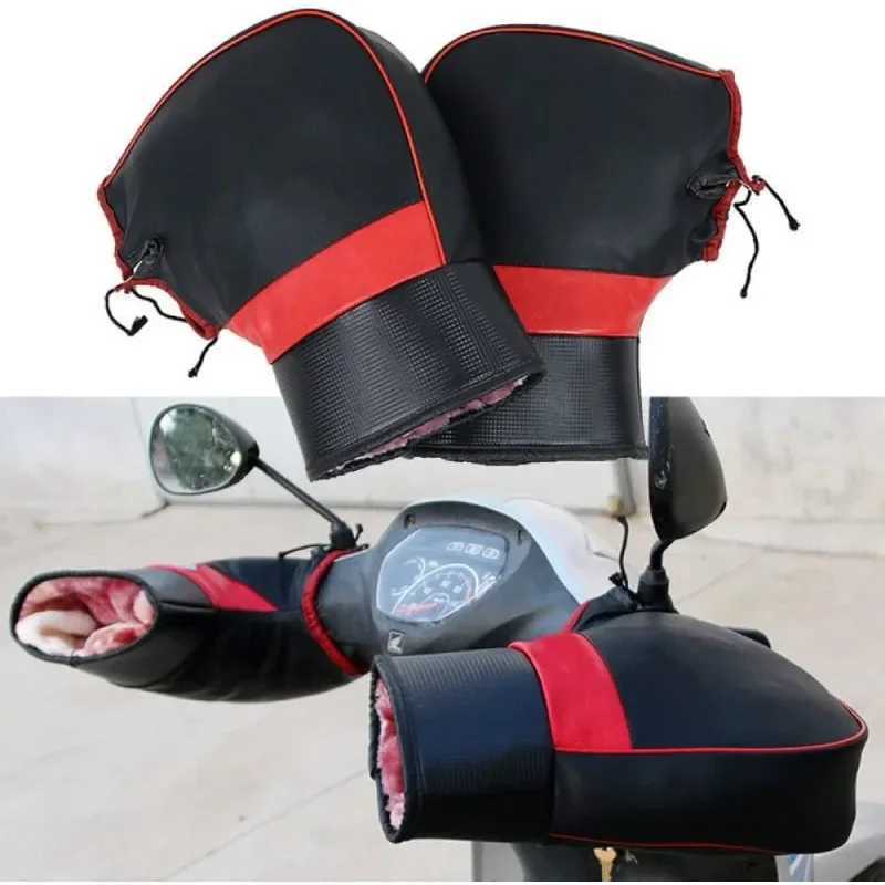 Motorcycle Handlebar Muffs Winter cycling gloves Motorcycle Hand Protector Mitts Thick Warm Grip Handle Bar Muff Rainproof S25118