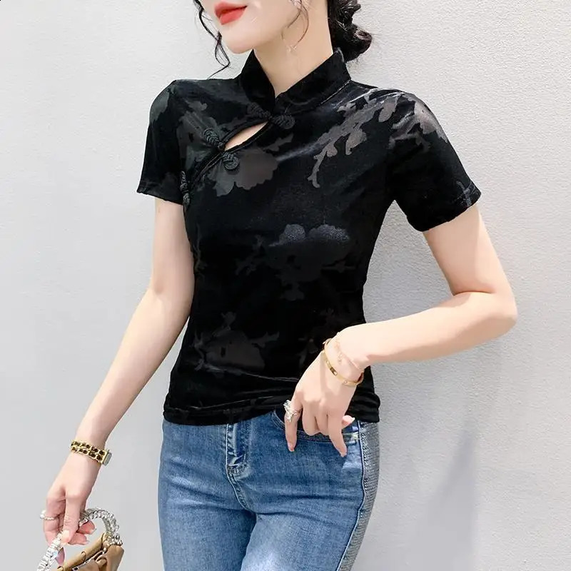 retro gold velvet womens short sleeved T-shirt for summer 250410