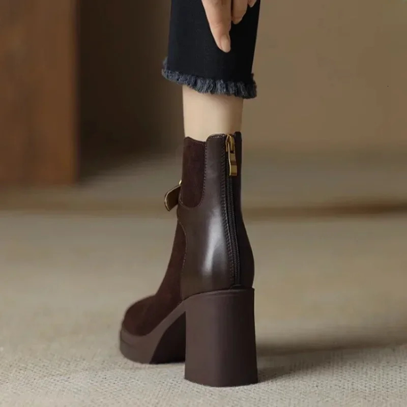 Comfortable Leather Thick Bottom Rough Heel Spliced Tube Fashion Boots Womens Autumn/winter Style Zipper Matte Heel Boots 251110