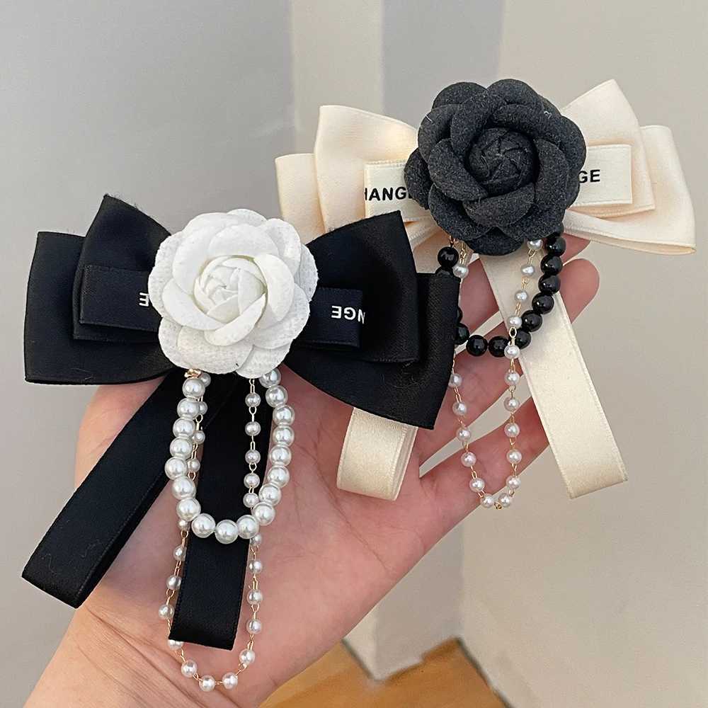 Luxury Luxurious Camellia Bow Pearl Chain Brooch Ladies Wedding Dress Decorations 2024 New Souvenir Gifts for Girls Y251111