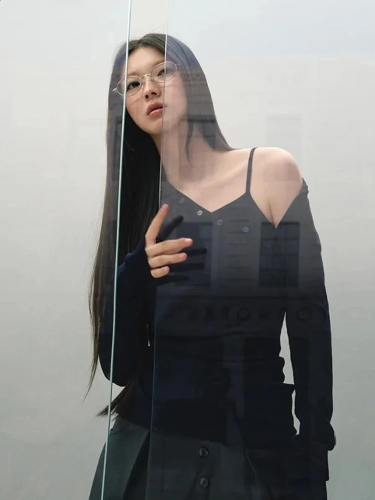 Womens Shirt Shoulder Button Long Sleeve Fashion Top SpringSummer 2025 Comfortable Sexy Tshirt 250411Z