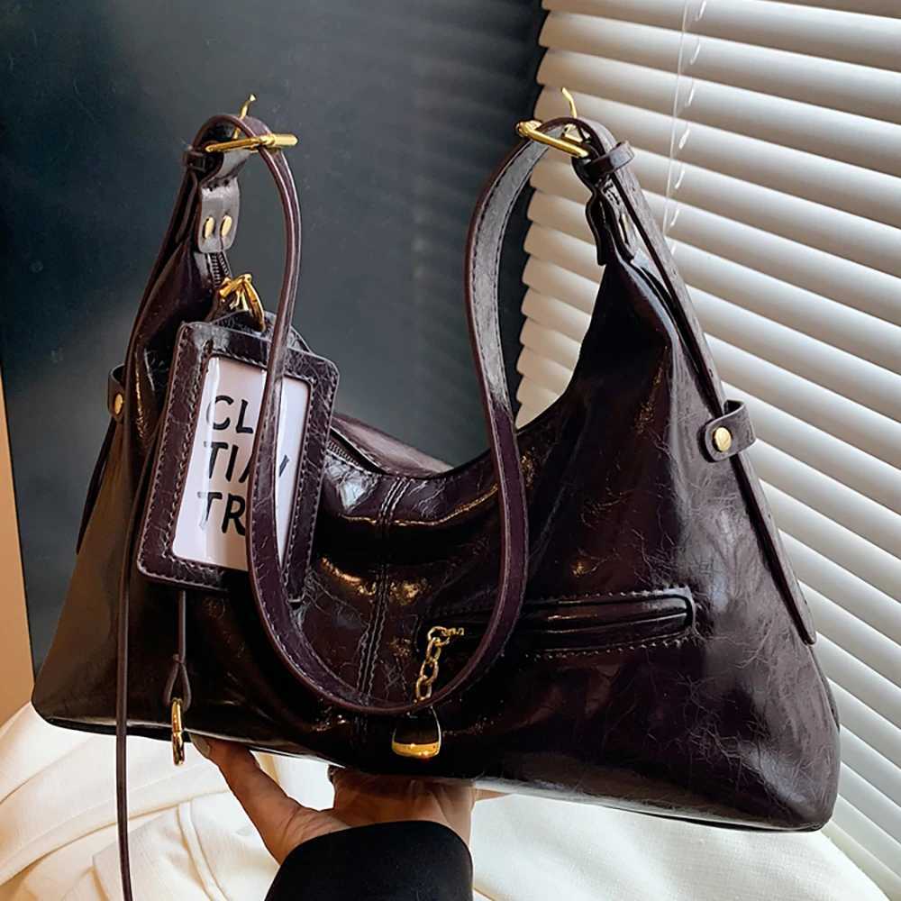 Retro Bugundy Crossbody Bags for Women Casual Large Capacity Zipper Design Tote Daily Commuting Single Choulder Bag 2025 NewT251110