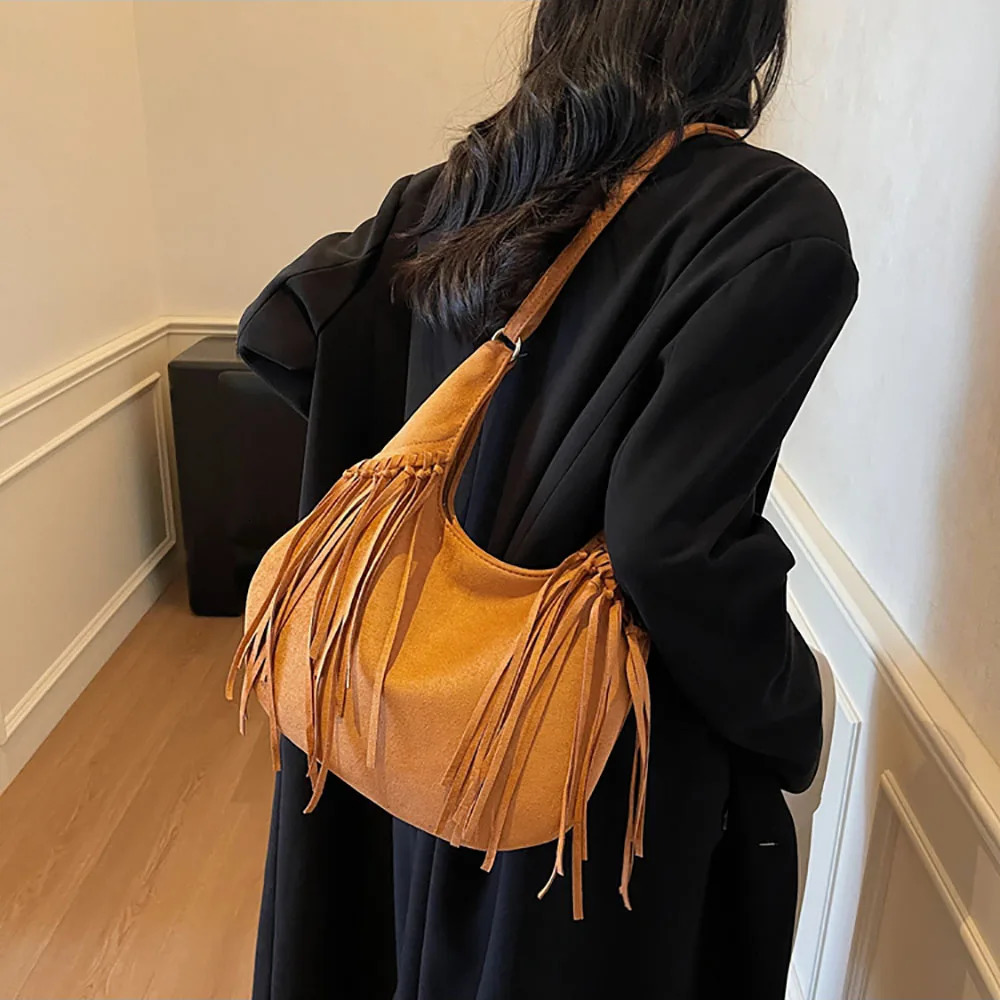 Women Vintage Suede Tassel Large Capacity Shoulder Bag Autumn Winter Versatile All-Match Crossbody Bags Delicate Tote Packs 251110