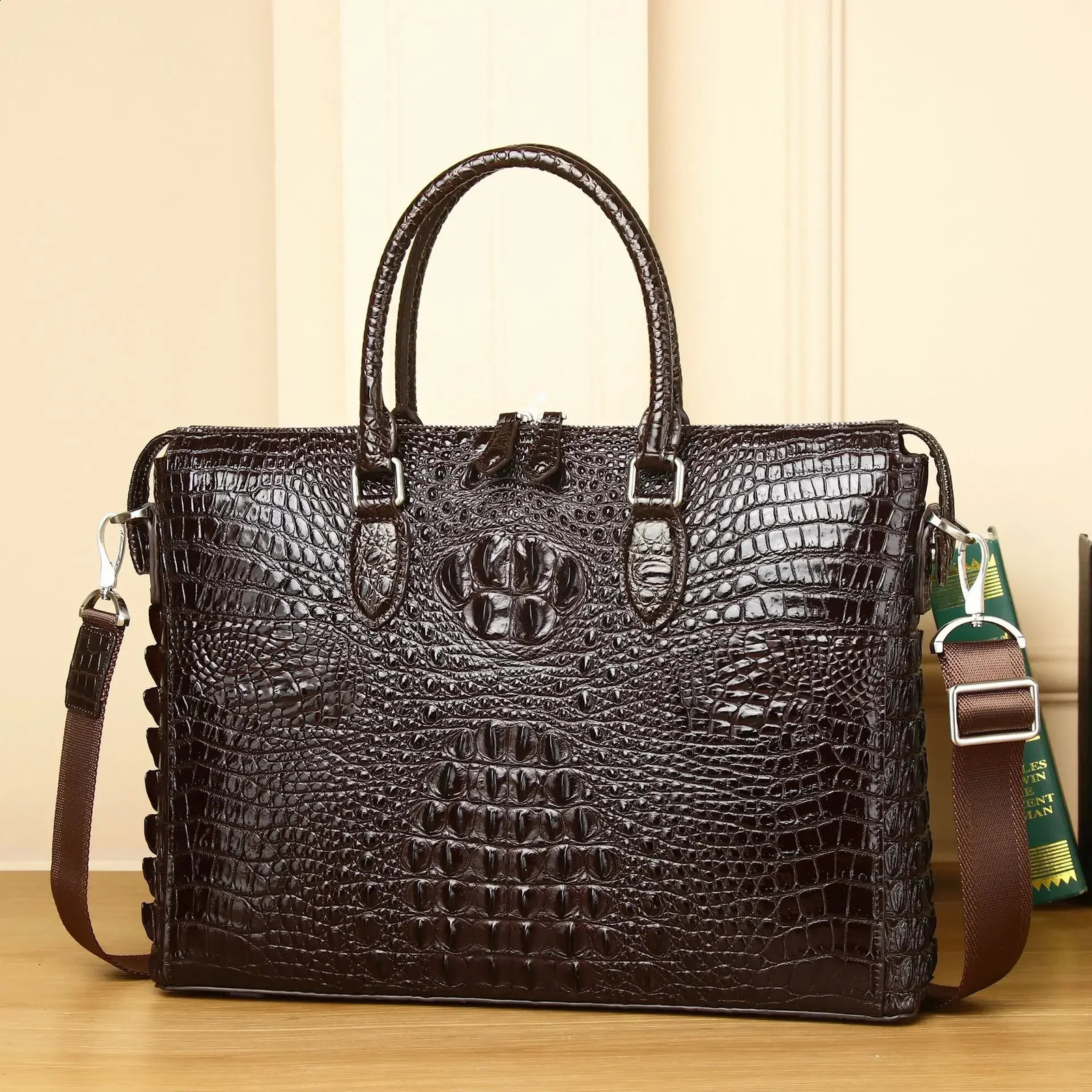 Alligator laptop bag made of genuine leather mens briefcase mens handbag mens messenger 14 inch computer bag 250410