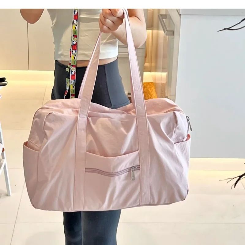 Large-capacity Shoulder Bags Women Casual Lightweight Handbag Sport Fitn Leisure Big Bag for Outdoor Trips Nylon Fabric 251110