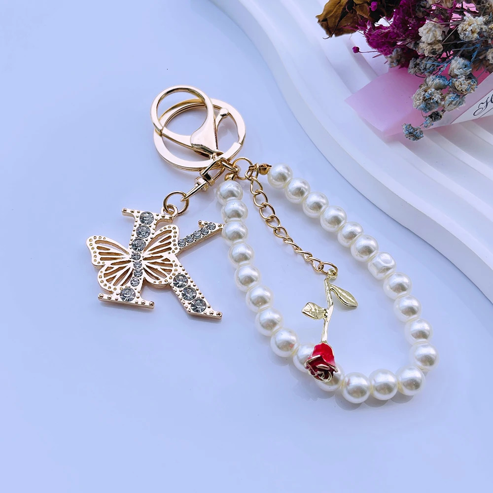 Exquisite Initial A-Z 26 Butterfly Capital Letters Red Rose Keyring Crystal Resin Pearl Beaded Keychain Bag Pendant Women Gift 251110