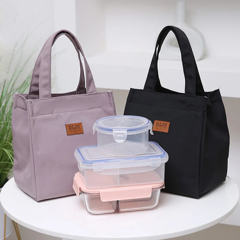 Large capacity lunch bag with aluminum foil insulation suitable for work simple and practical top handle insulated picnics 250401