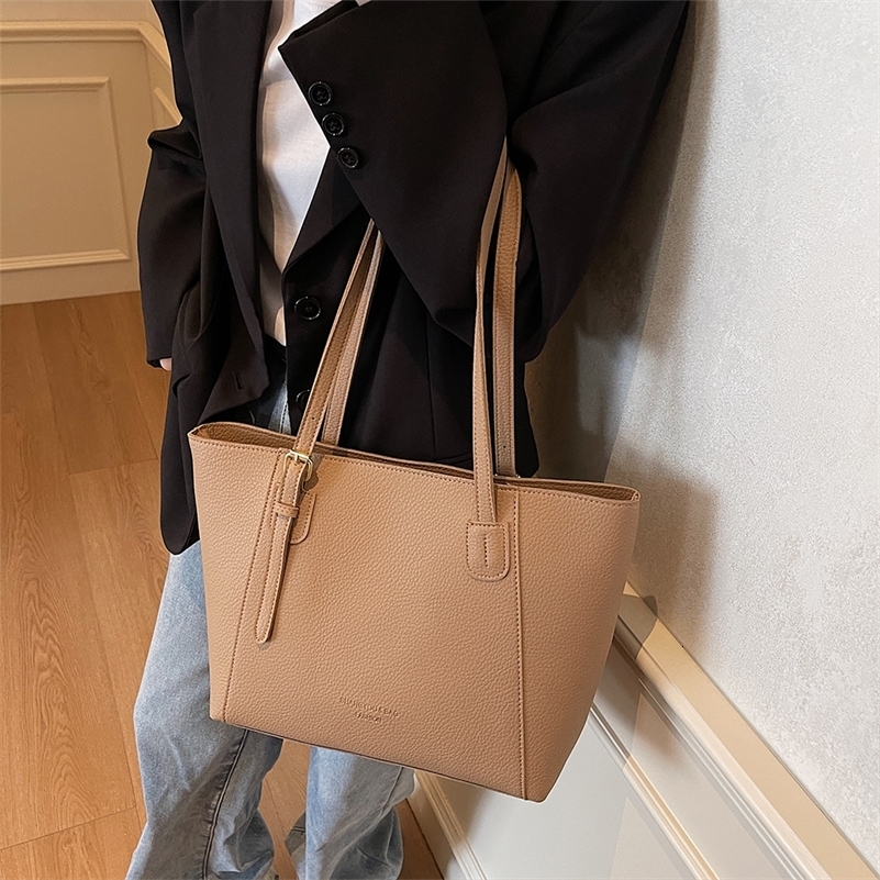 Large Capacity Bag Womens Versatile Fashion Handbag Shoulder Bag Textured Work Commuting Tote Bag 251110