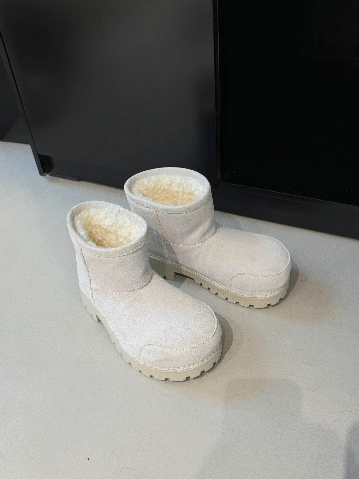 Free Shipping New Design Style Winter Platform Plush Lined Snow Boots Casual Fashion Boots Short Mid Calf Long Boots Sizes 35-42 Hot Sale